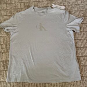 Calvin Klein Gray Women’s Logo T-Shirt size M 100% cotton BNWT